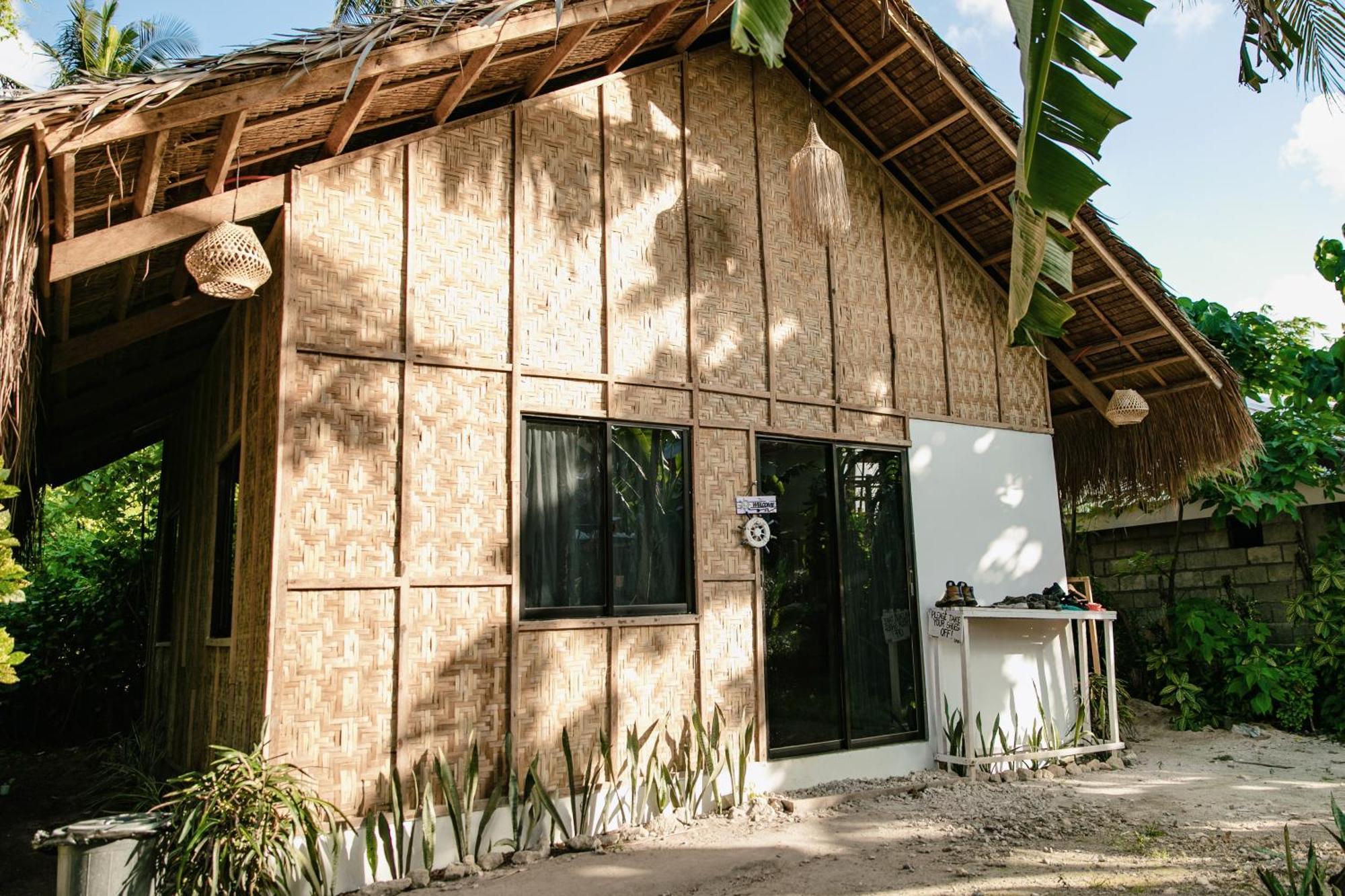 Ozen Freediving Hostel General Luna  Exterior foto